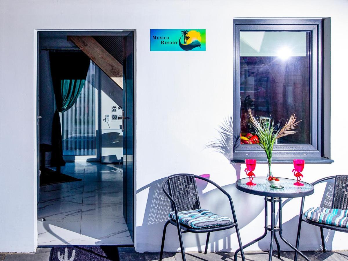 Temple Luxury Resort Rewal Exterior foto