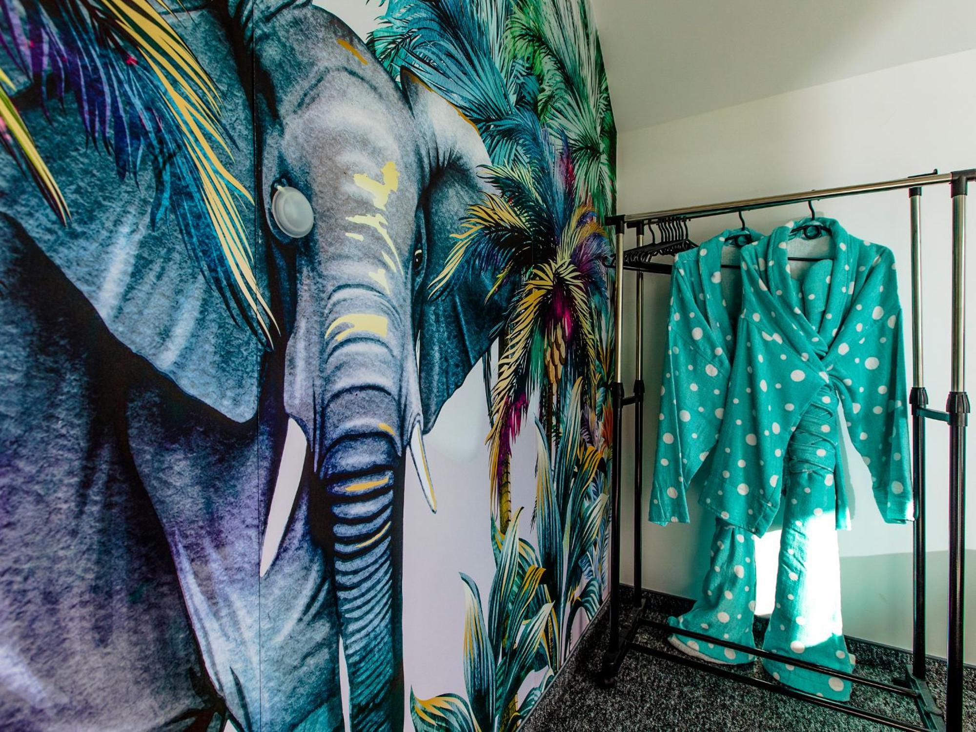 Temple Luxury Resort Rewal Zimmer foto